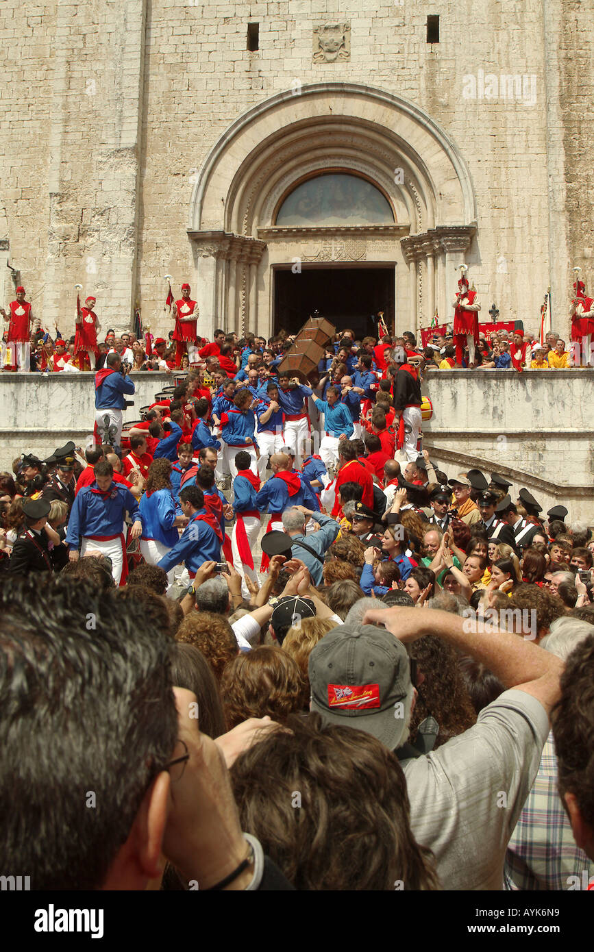 Gubbio Ceri Race Festival 15 May Umbria Italy Vertical upright portrait  Stock Photo - Alamy