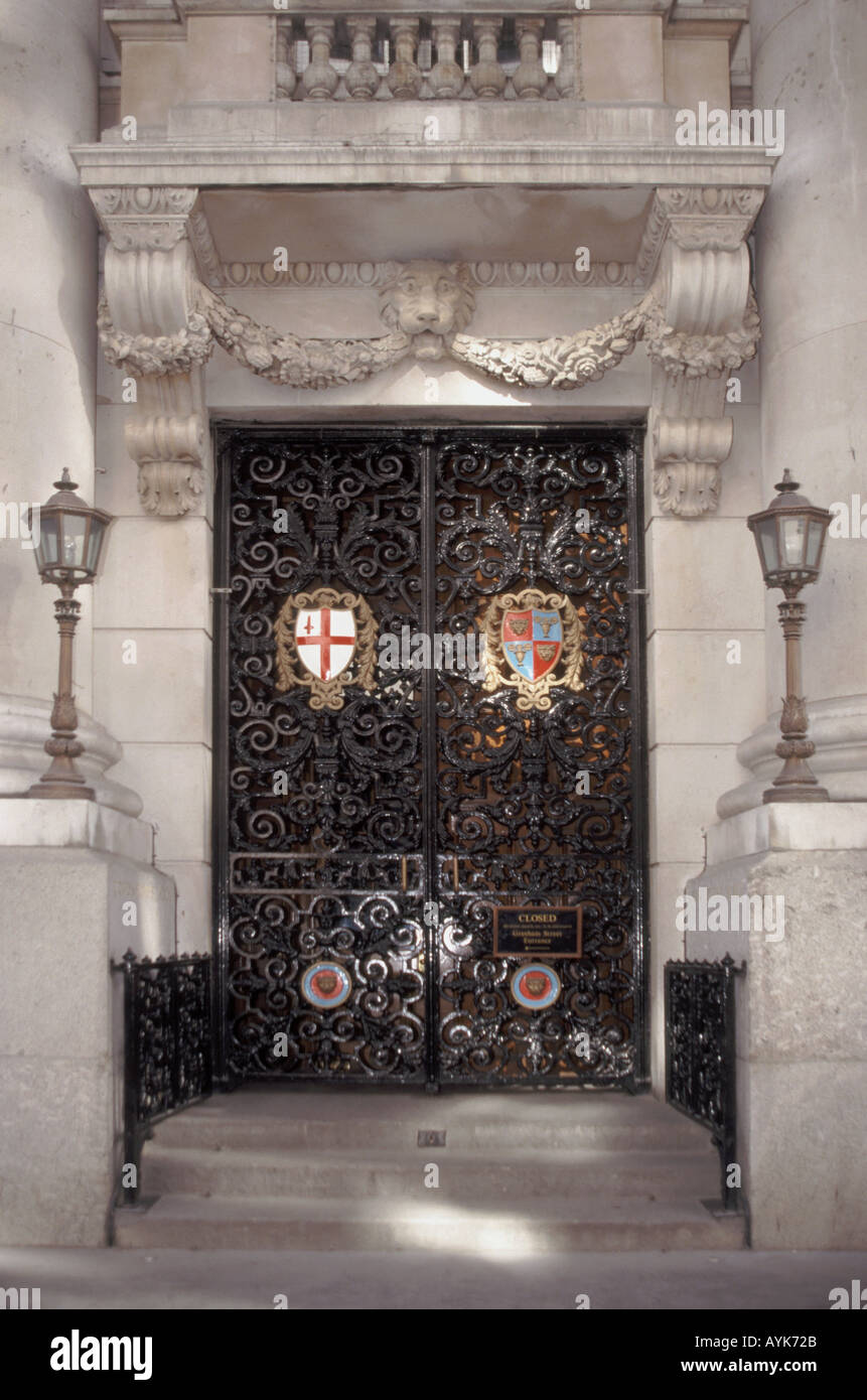 Entrance to Goldsmiths Hall one of twelve great Livery Companies of the City of London now operates the London Assay Office Stock Photo