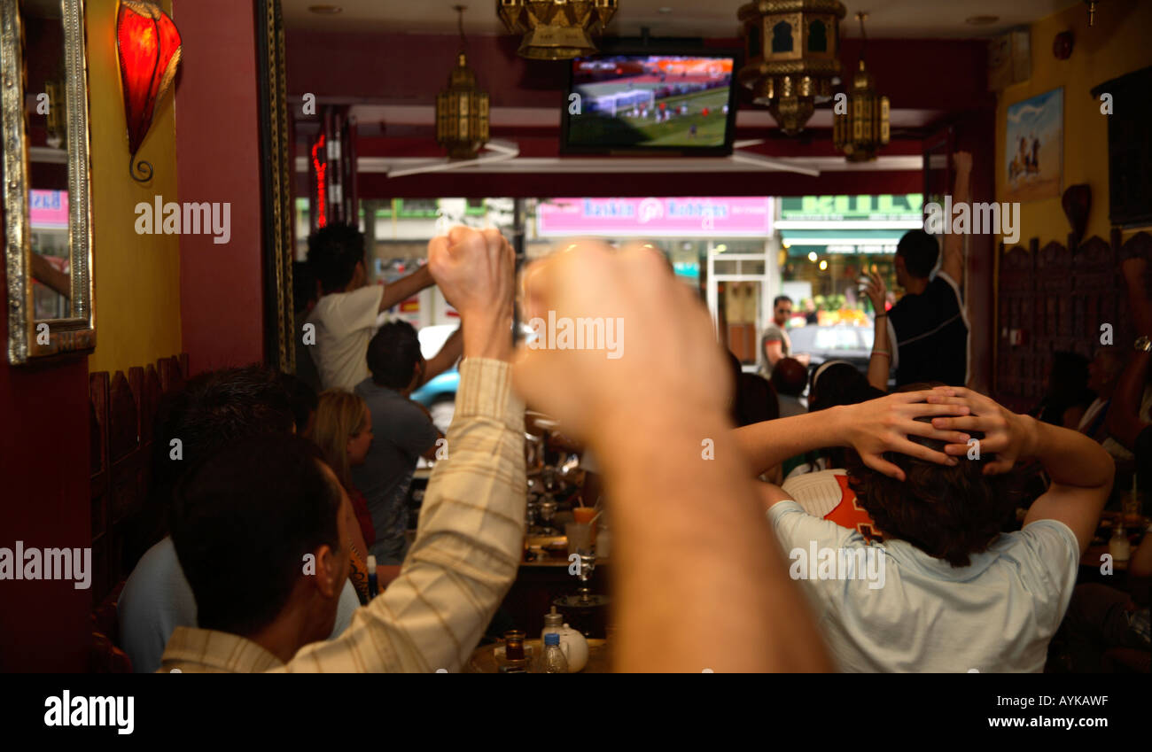 Iranian fans watching their 2006 World Cup Finals game vs Mexico, Palms Palace Restaurant, Edgware Road, London Stock Photo