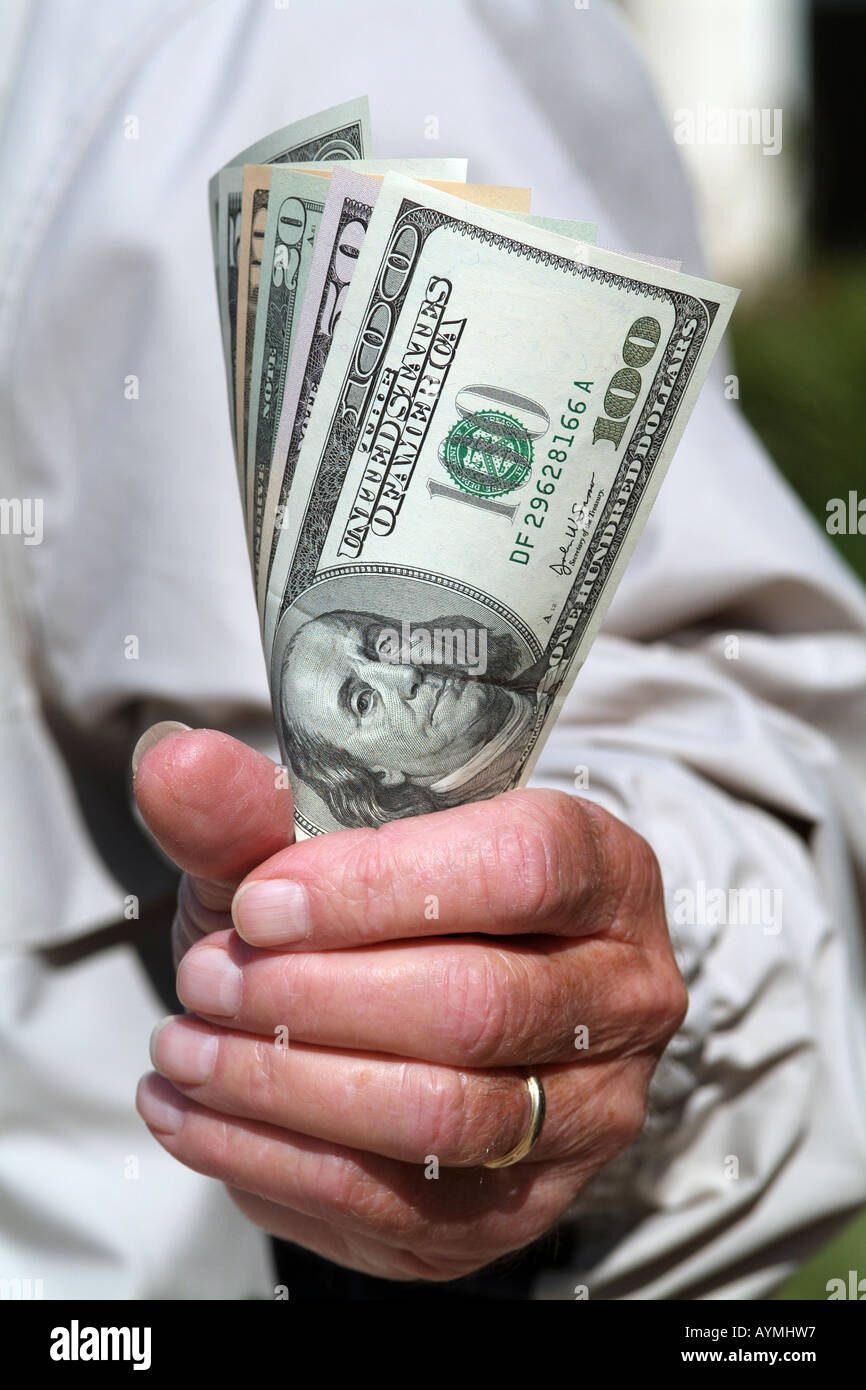 Fistfull hires stock photography and images Alamy