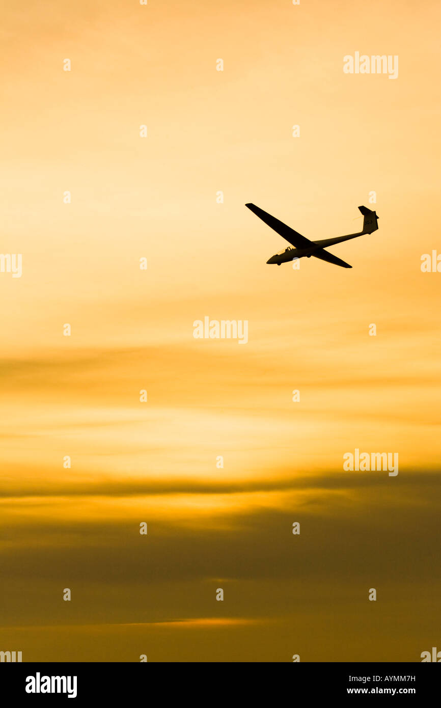 A glider coming in to land on the Long Mynd, Shropshire Stock Photo Alamy