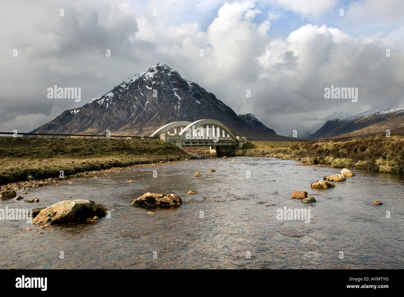 River and Road Bridge at Buachaille Etive Mor at Glencoe, Glen Coe in the  Lochaber area peaks of the Scottish Highlands, Scotland, UK Stock Photo -  Alamy