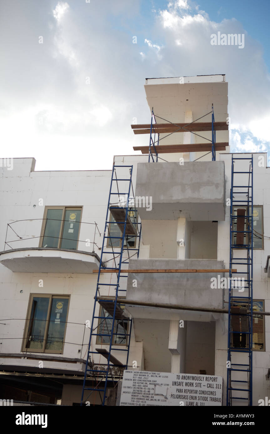 Brighton beach new building construction hi-res stock photography and ...