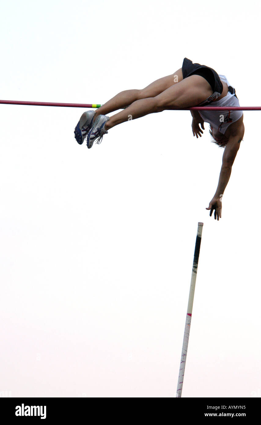 Male pole vault hires stock photography and images Alamy
