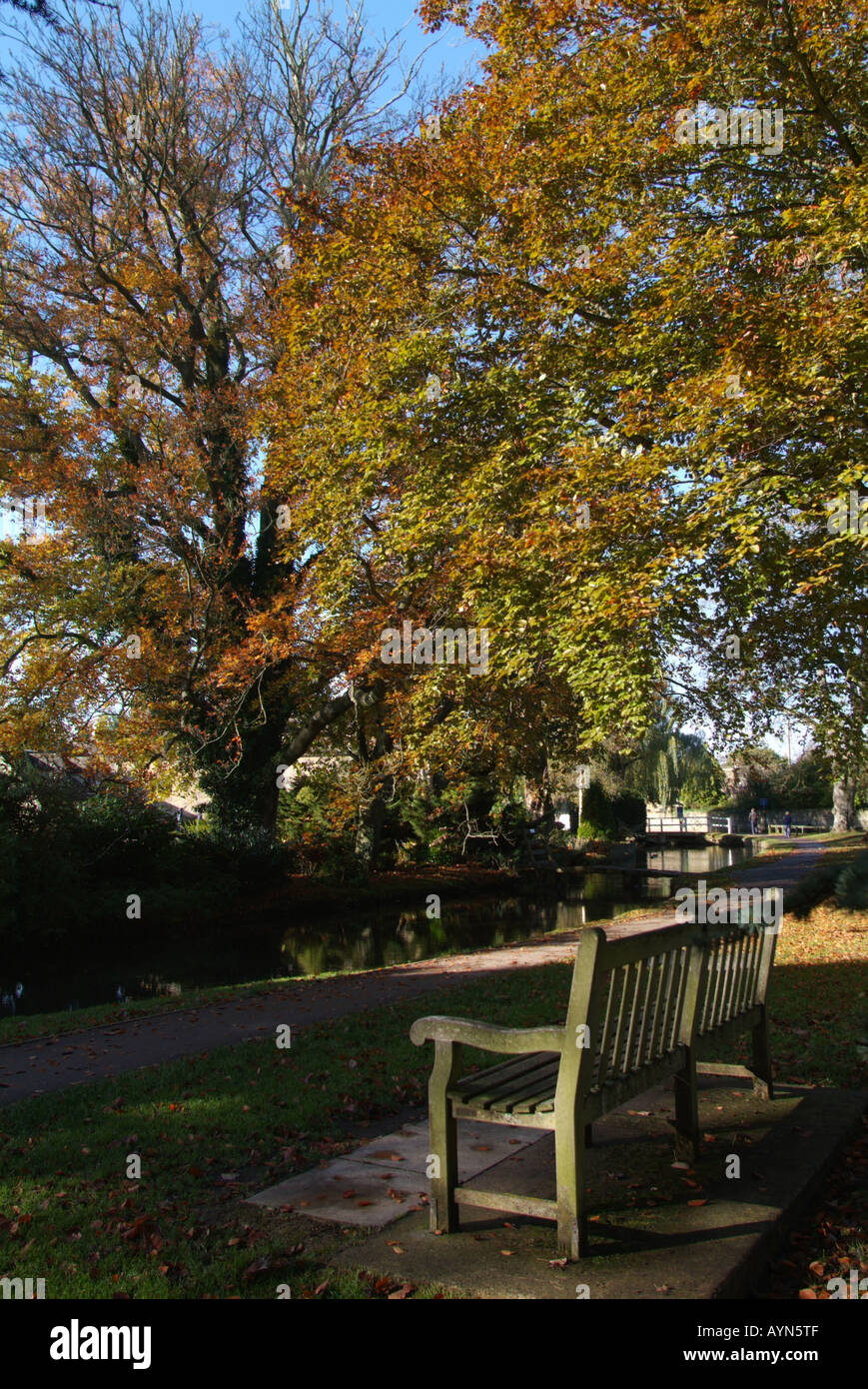 Bench, Lower Slaughter, Gloucestershire, Cotswolds, England, UK Stock ...