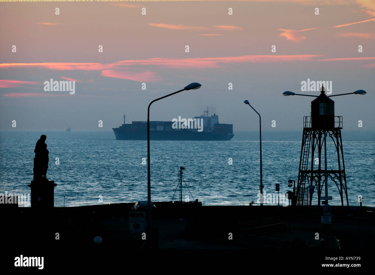 VLISSINGEN FLUSHING HOLLAND SHIPPING EN ROUTE TO AND FROM ANTWERP