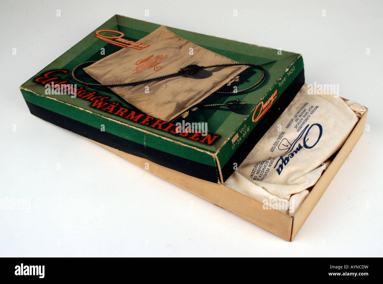 Electrical appliances 1950s hires stock photography and images Alamy