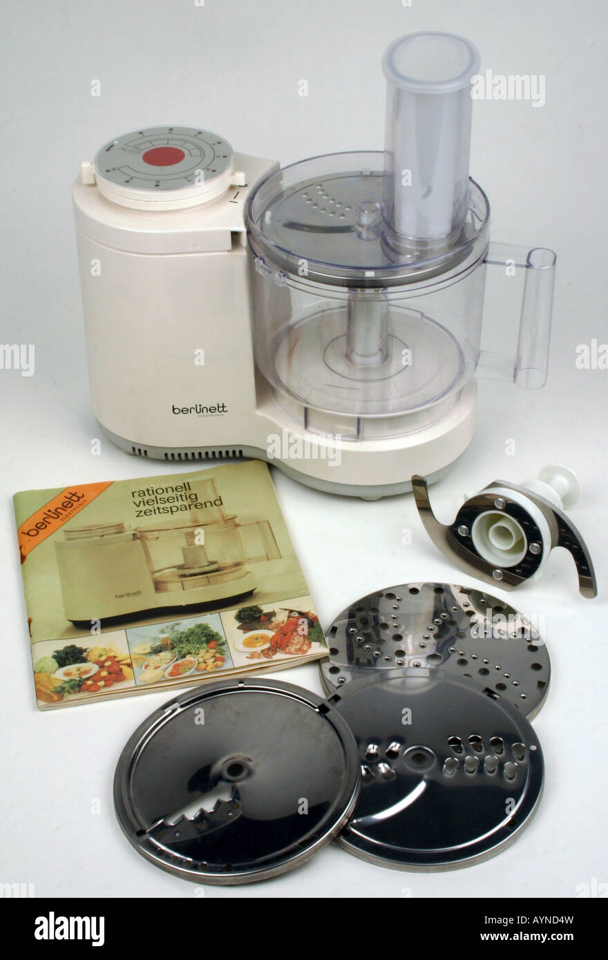 household, kitchen and kitchenware, kitchen machine "berlinett" electric,  produced by: VEB Elektromechanik Berlin-Kausldorf, GDR, 1986 Stock Photo -  Alamy