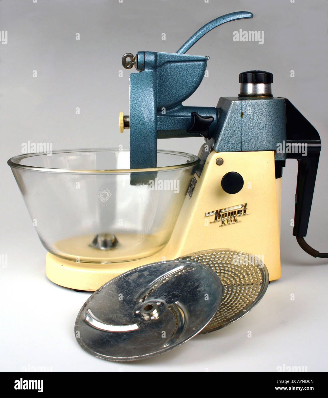 household, kitchen and kitchenware, electric kitchen machine Komet 4,  produced by VEB Elektrogeraetewerk Suhl, GDR, 1958, historic, historical,  East Germany, DDR, 20th century, product, studio shot, factory design,  1950s, 50s, kitchen tool,