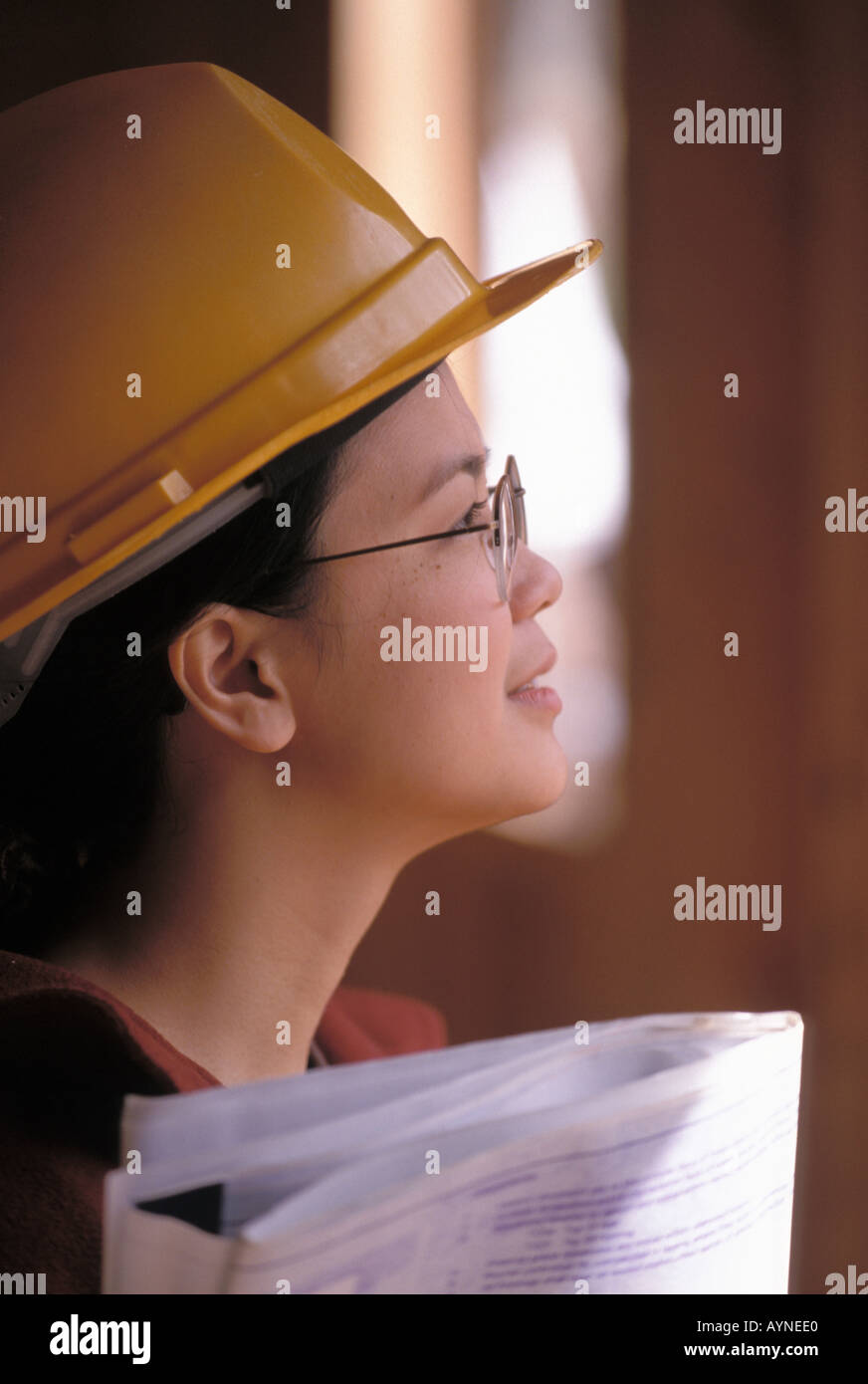 Vertical construction engineer hi-res stock photography and images - Alamy