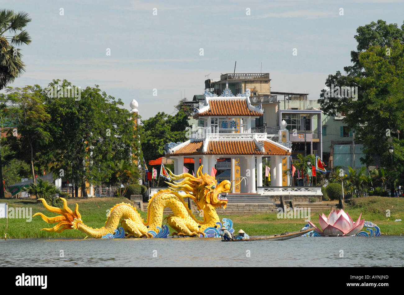 Dragon folklore hi-res stock photography and images - Page 2 Dragon folklore hi-res stock photography and images - Page 2