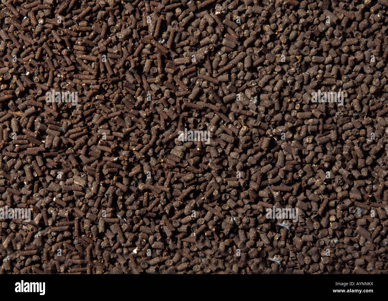 Chicken manure pellets hires stock photography and images Alamy