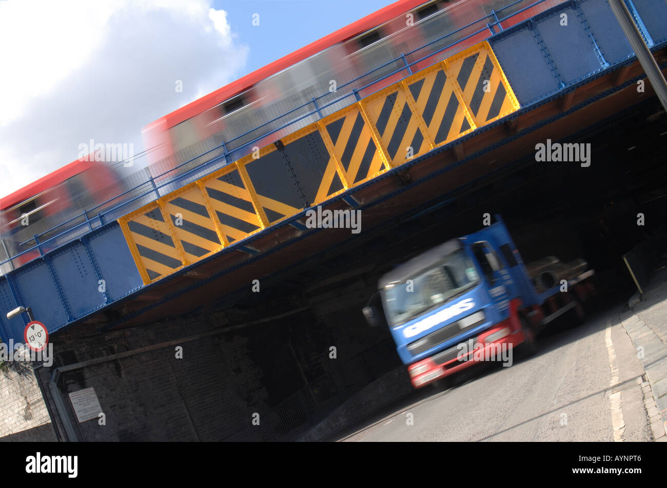 Olympic 2012 site. DLR Crosses Carpenters Road Stock Photo Alamy