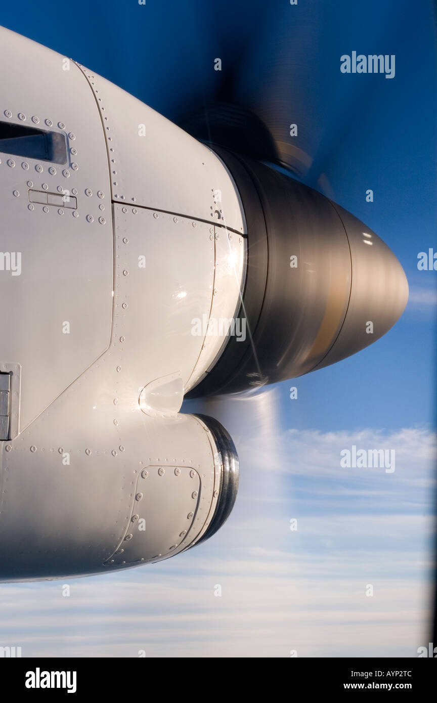 Turboprop in flight Stock Photo - Alamy