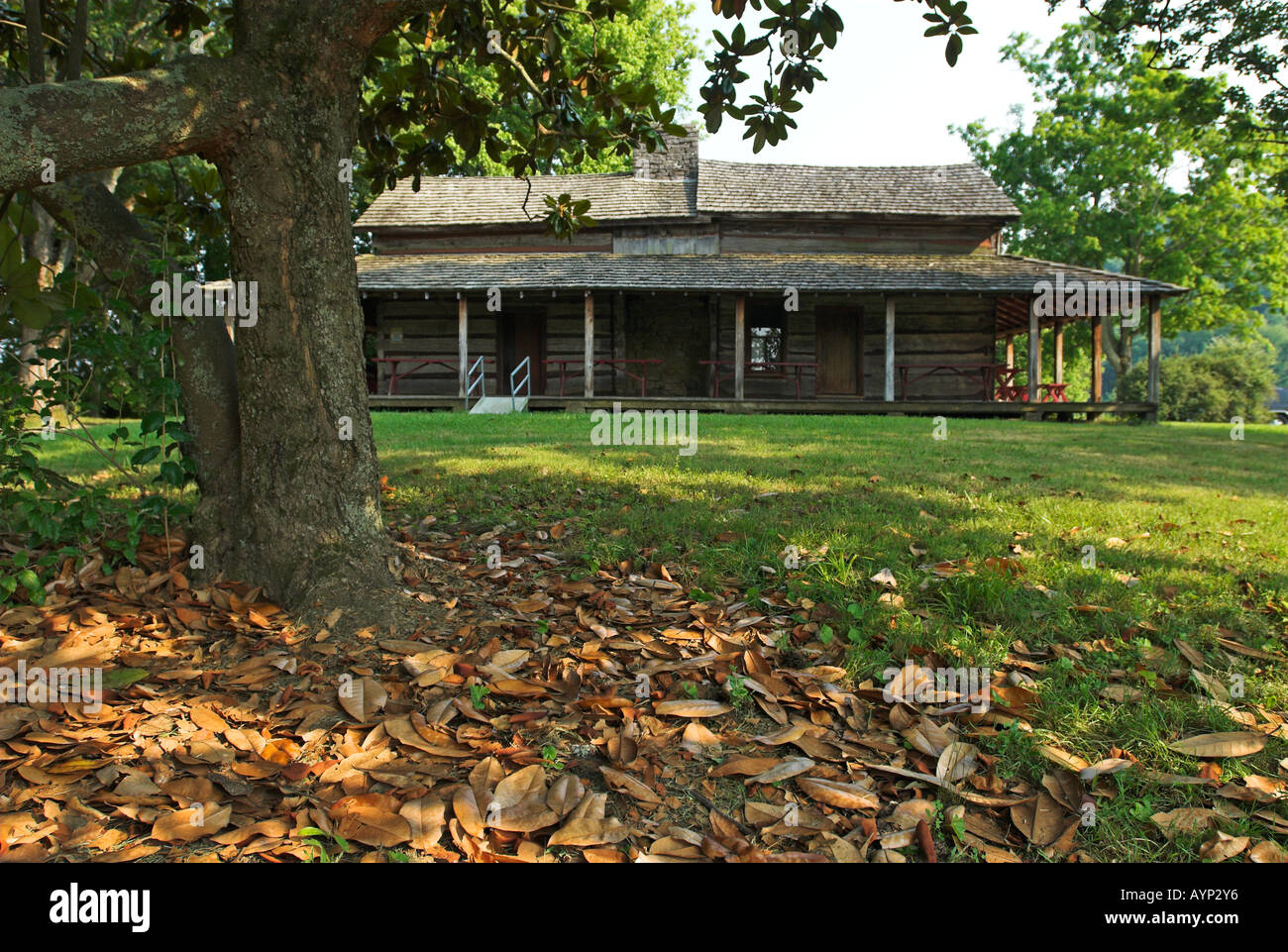 Wooden Cabin In Oak Ridge Tennessee Usa Stock Photo 9802805 Alamy