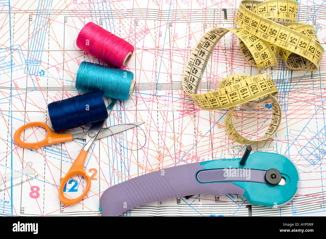 object on white sewing tool pattern Stock Photo - Alamy