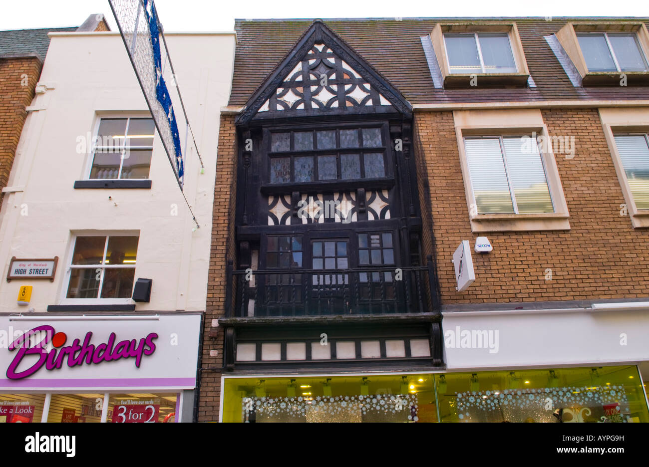 High Street Hereford Herefordshire England UK EU with 17th century merchant's house inserted into modern facade Stock Photo