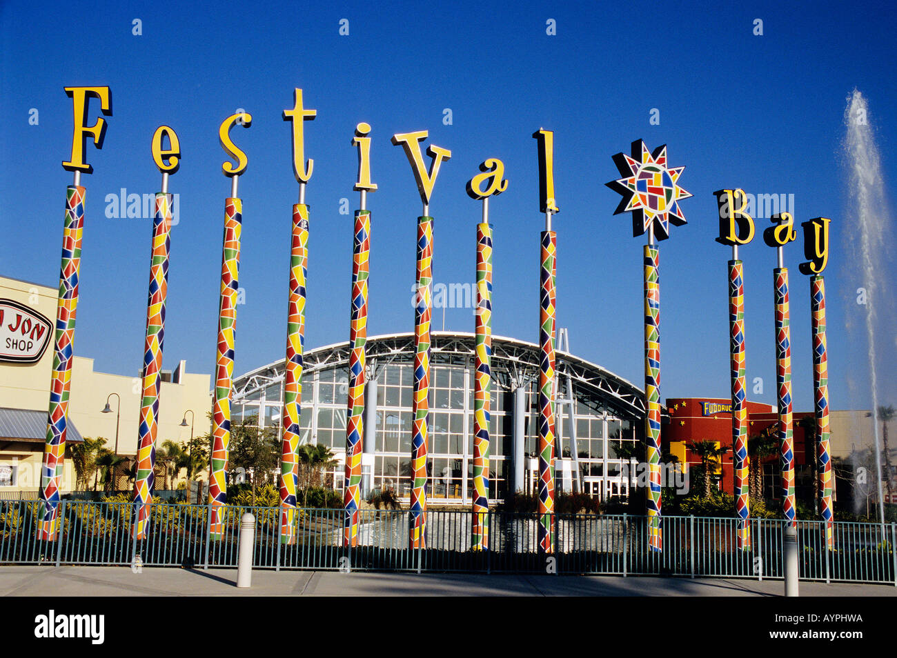 Festival Bay Mall entrance in Orlando Stock Photo Alamy