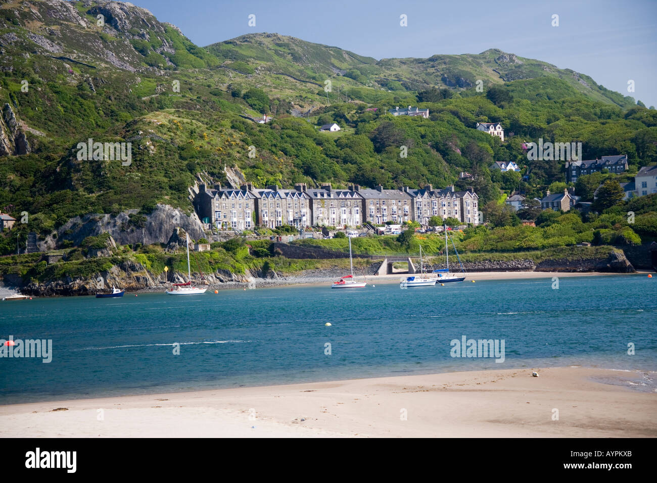 Barmouth and harbour from Fairbourne beach, North Wales Stock Photo Alamy