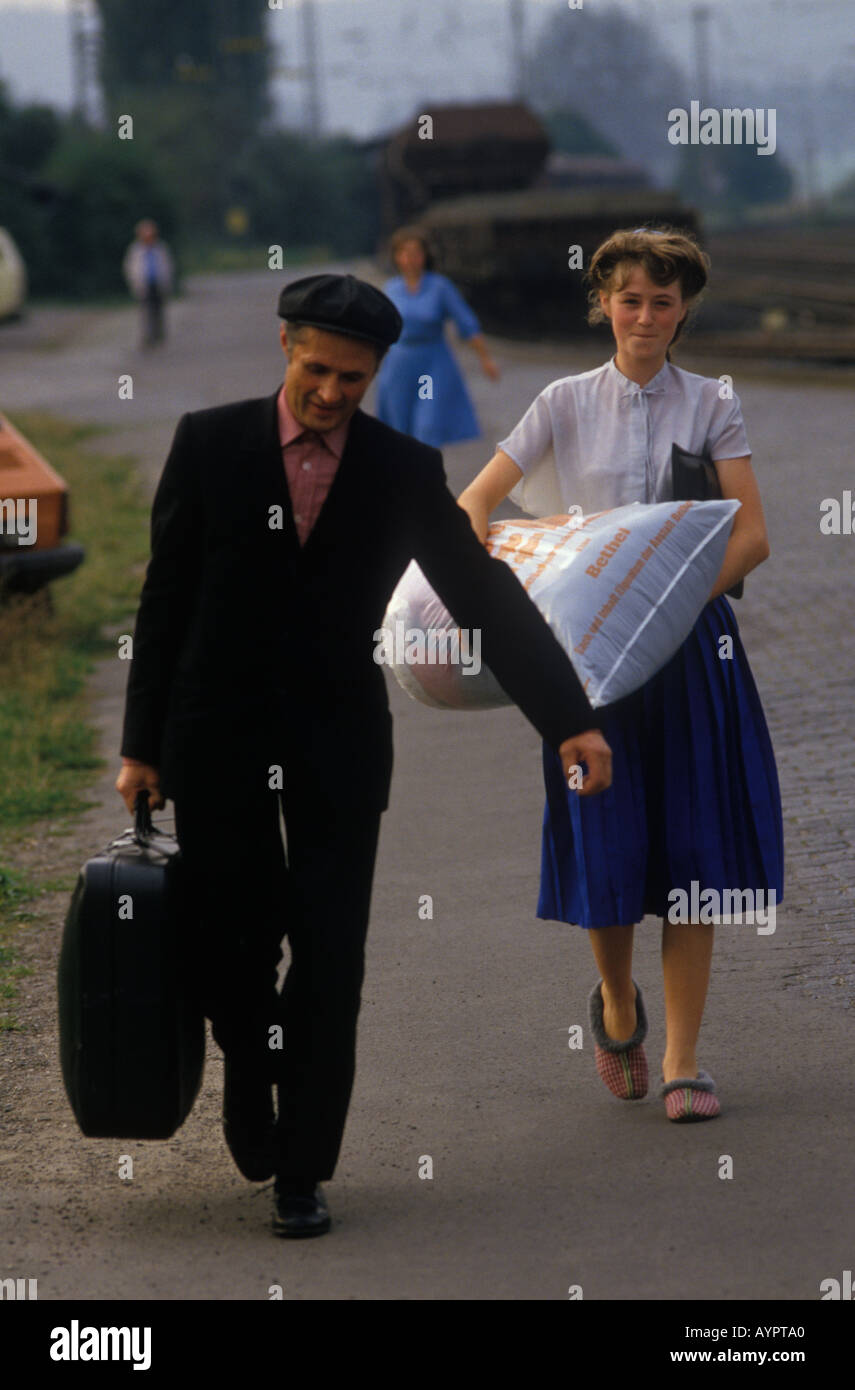 Friedland refugee camp West Germany. Soviet-Germans return as refuges from  the Soviet Union to freedom. 1980s HOMER SYKES Stock Photo - Alamy