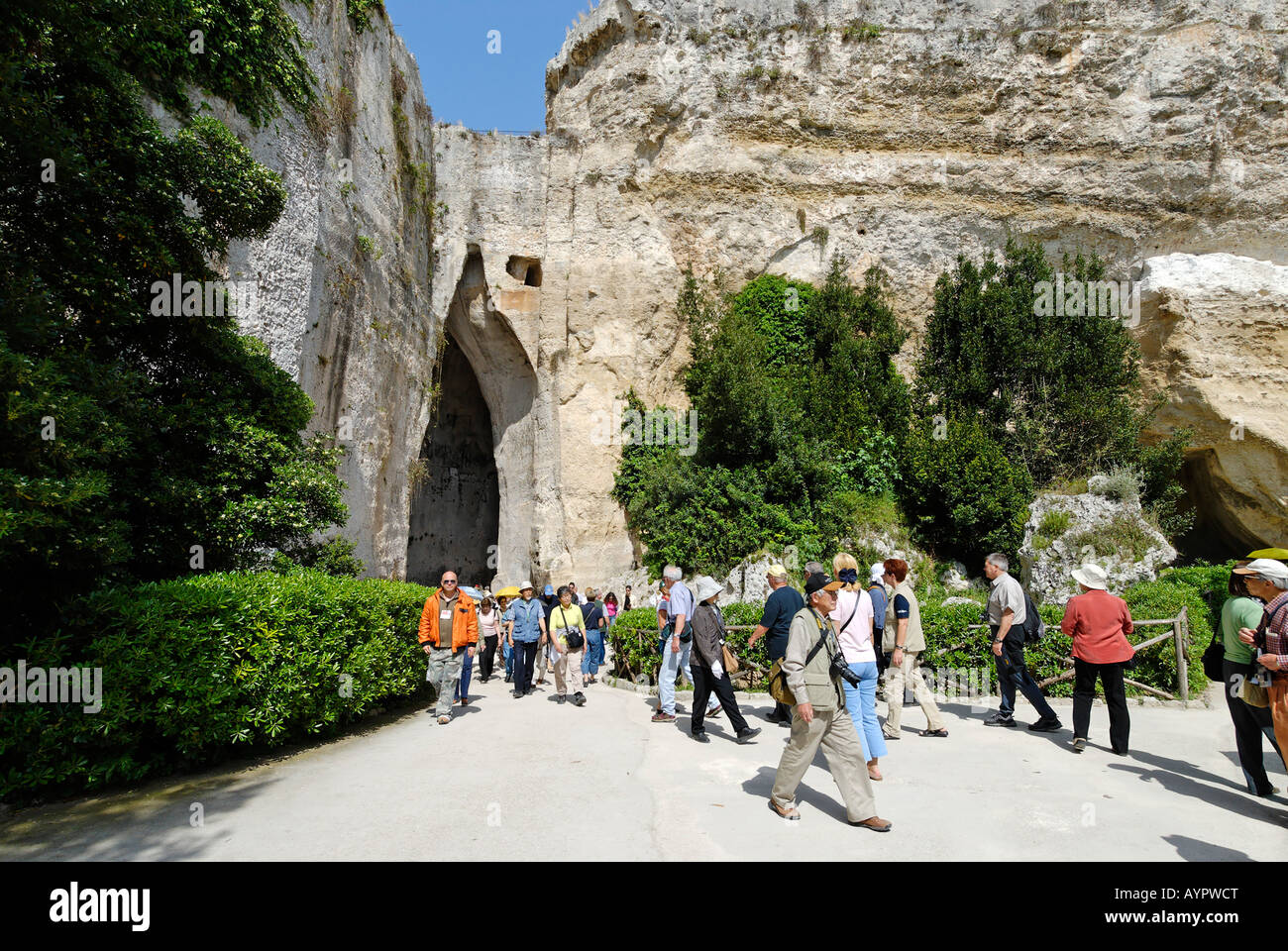 Ancient quarry, Ear of Dionysius, Syracuse Archaeological Park, Syracuse,  Sicily, Italy Stock Photo - Alamy, image size:1300x960