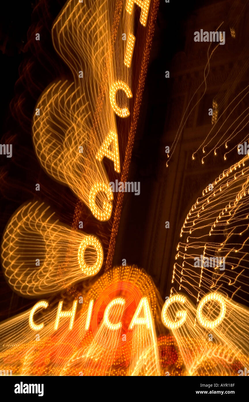 THE SIGN OF CHICAGO THEATER IN THE THEATER DISTRICT DOWNTOWN CHICAGO