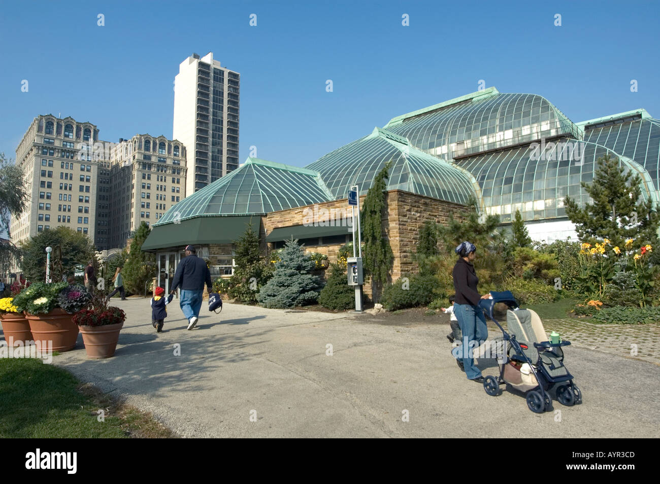 LINCOLN PARK CONSERVATORY CHICAGO ILLINOIS UNITED STATES OF AMERICA USA ...