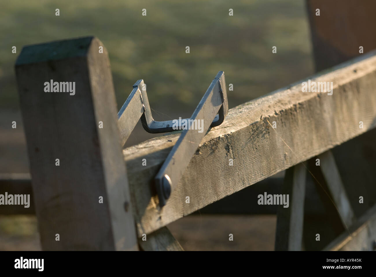 Farm gate latch hires stock photography and images Alamy