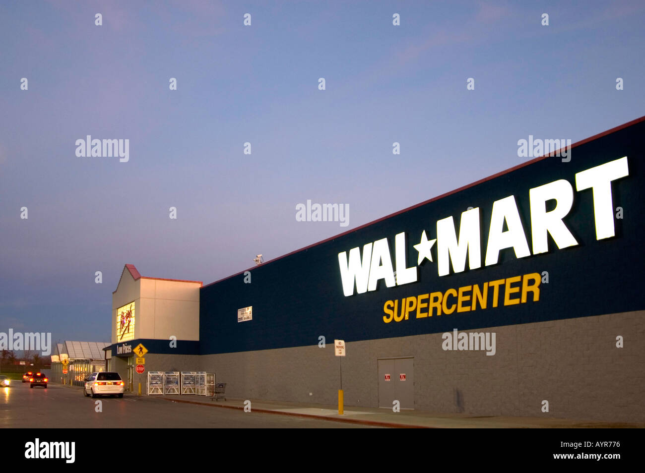WAL MART OUT OF TOWN SHOPPING SUPERCENTER NEBRASKA UNITED STATES OF
