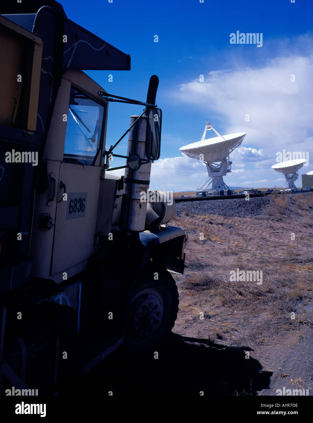 25m antenna hires stock photography and images Alamy