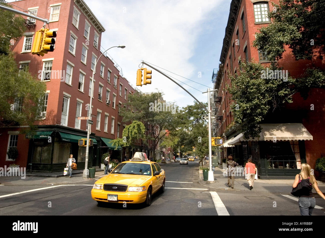 TREE LINED TRENDY BLEEKER STREET IN WEST VILLAGE MANHATTAN NEW YORK CITY UNITED STATES OF AMERICA USA Stock Photo