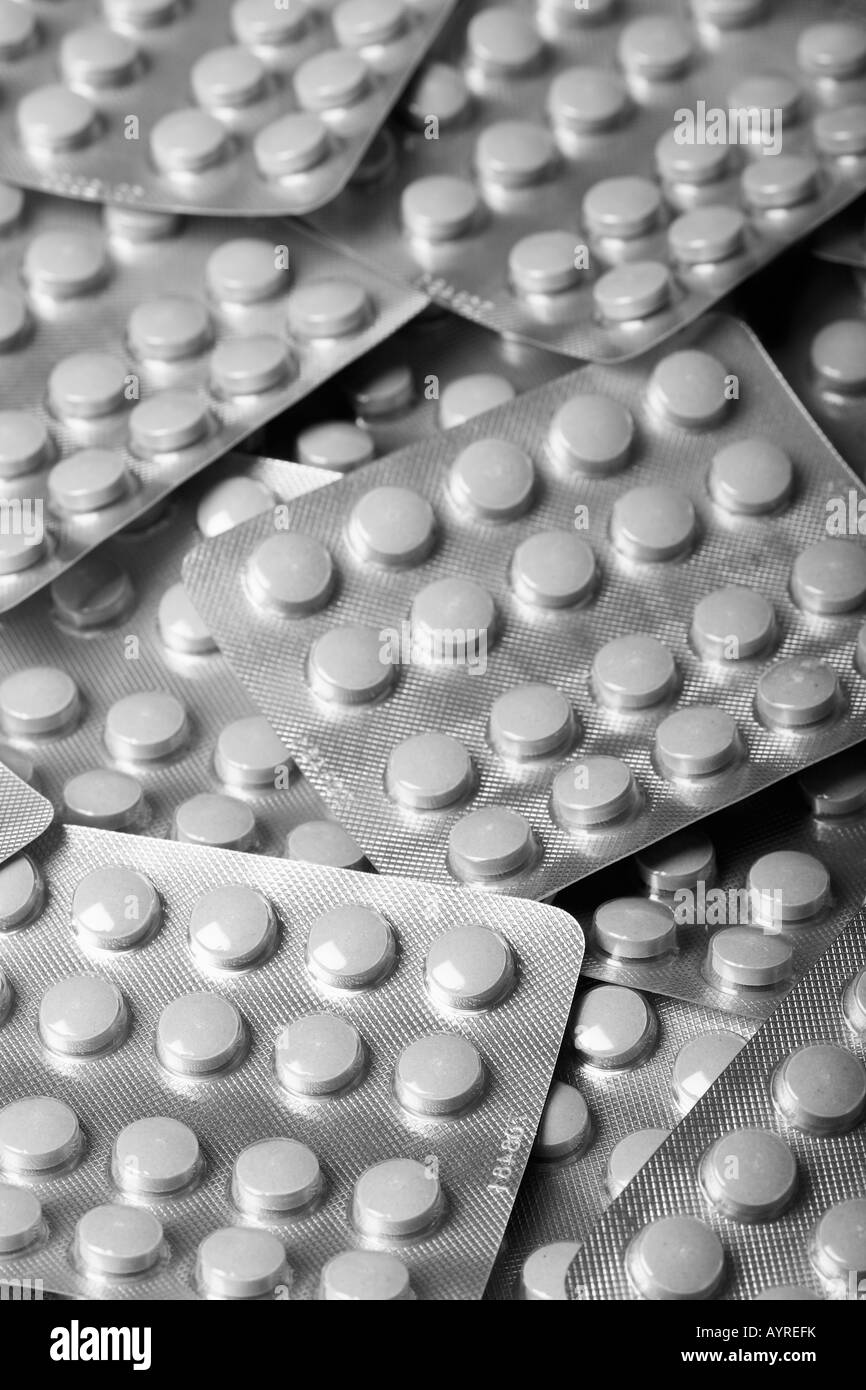 Aspirin blister pack white hires stock photography and images Alamy