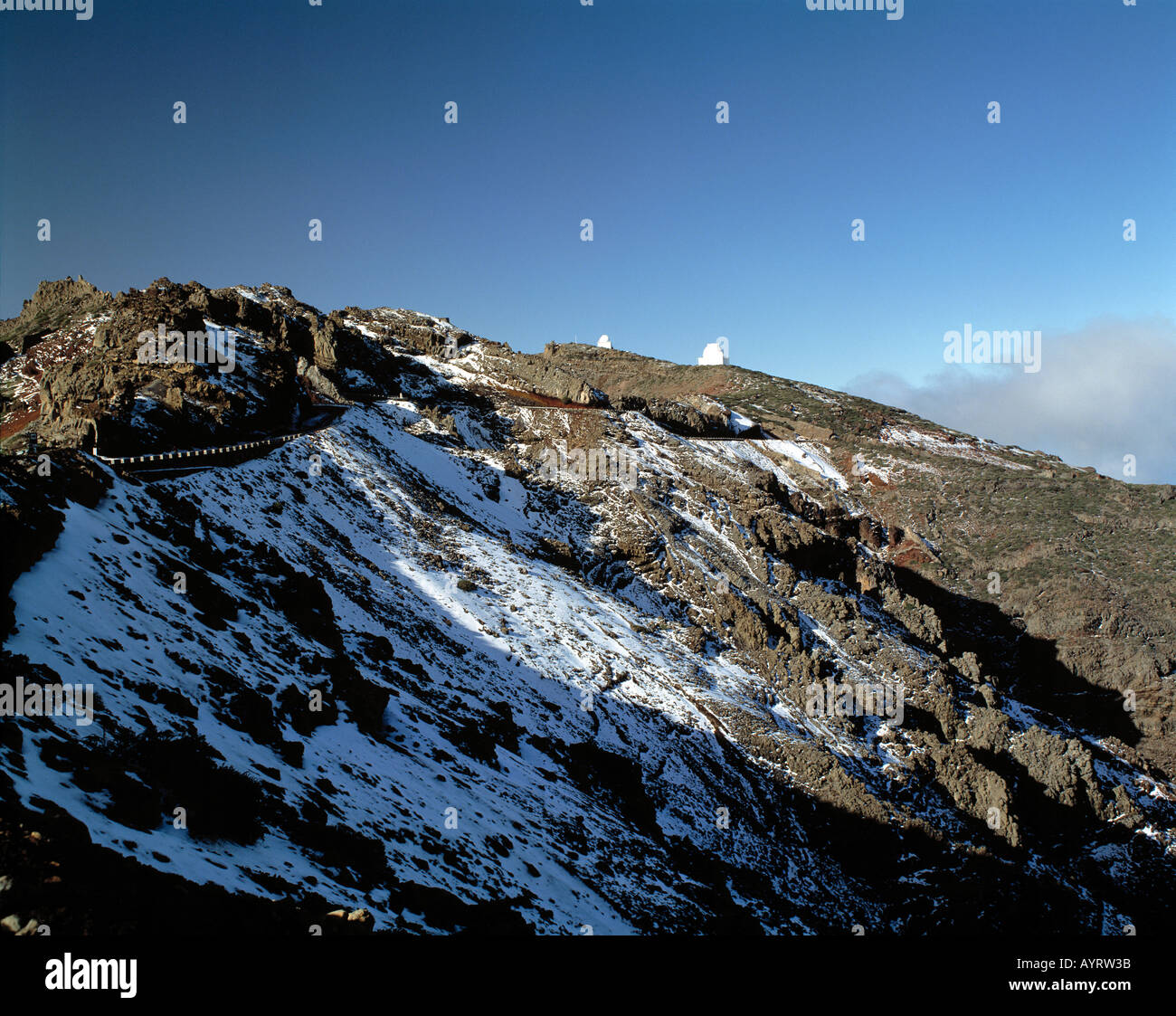 Astronomisches Observatorium mit Sternwarte auf dem Roque de los Muchachos, La Palma, Kanarische Inseln Stock Photo