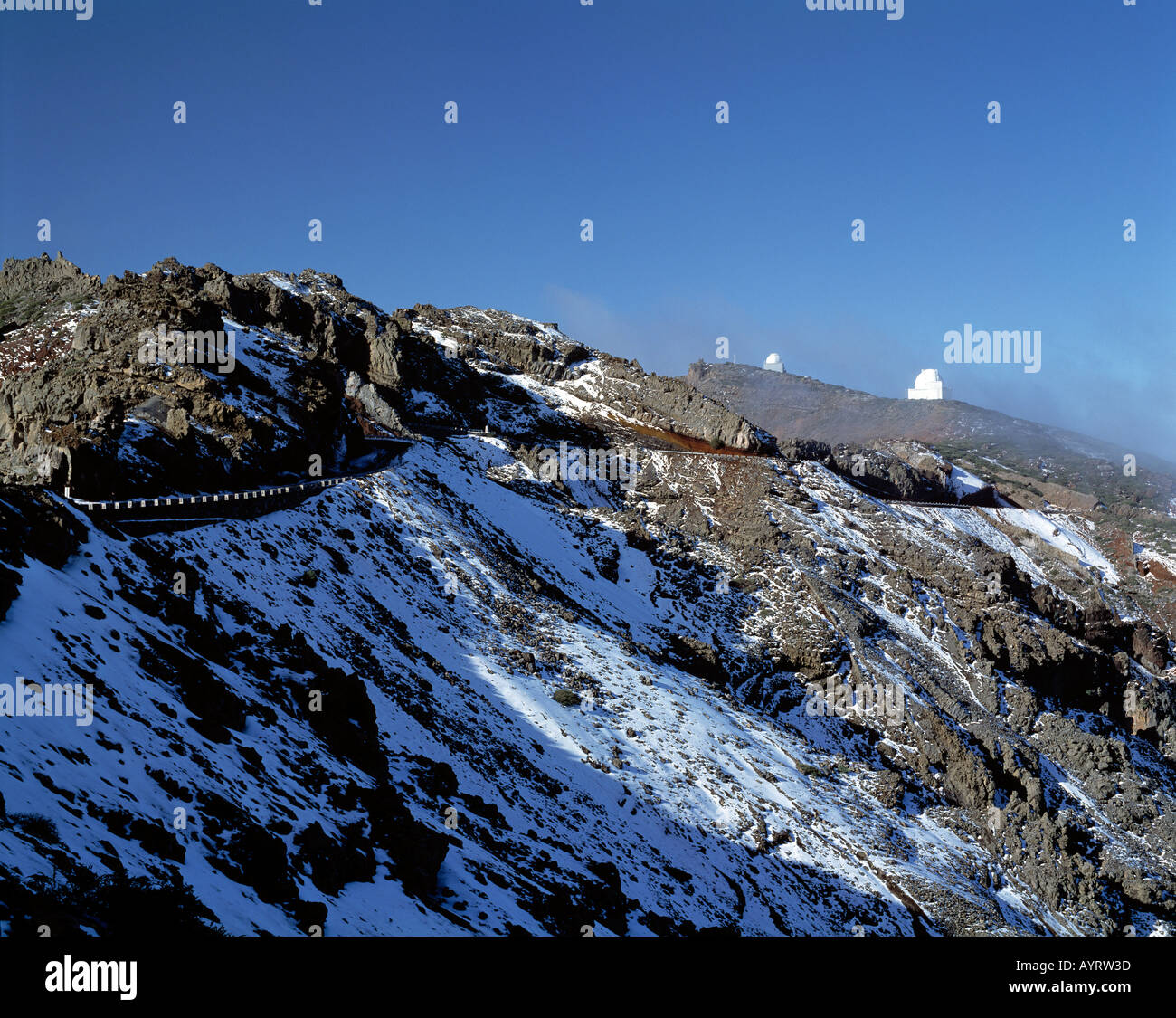 Astronomisches Observatorium mit Sternwarte auf dem Roque de los Muchachos, La Palma, Kanarische Inseln Stock Photo