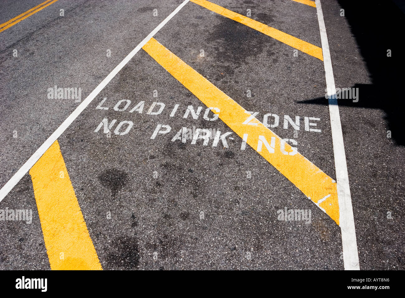 Yellow no parking stripes hires stock photography and images Alamy