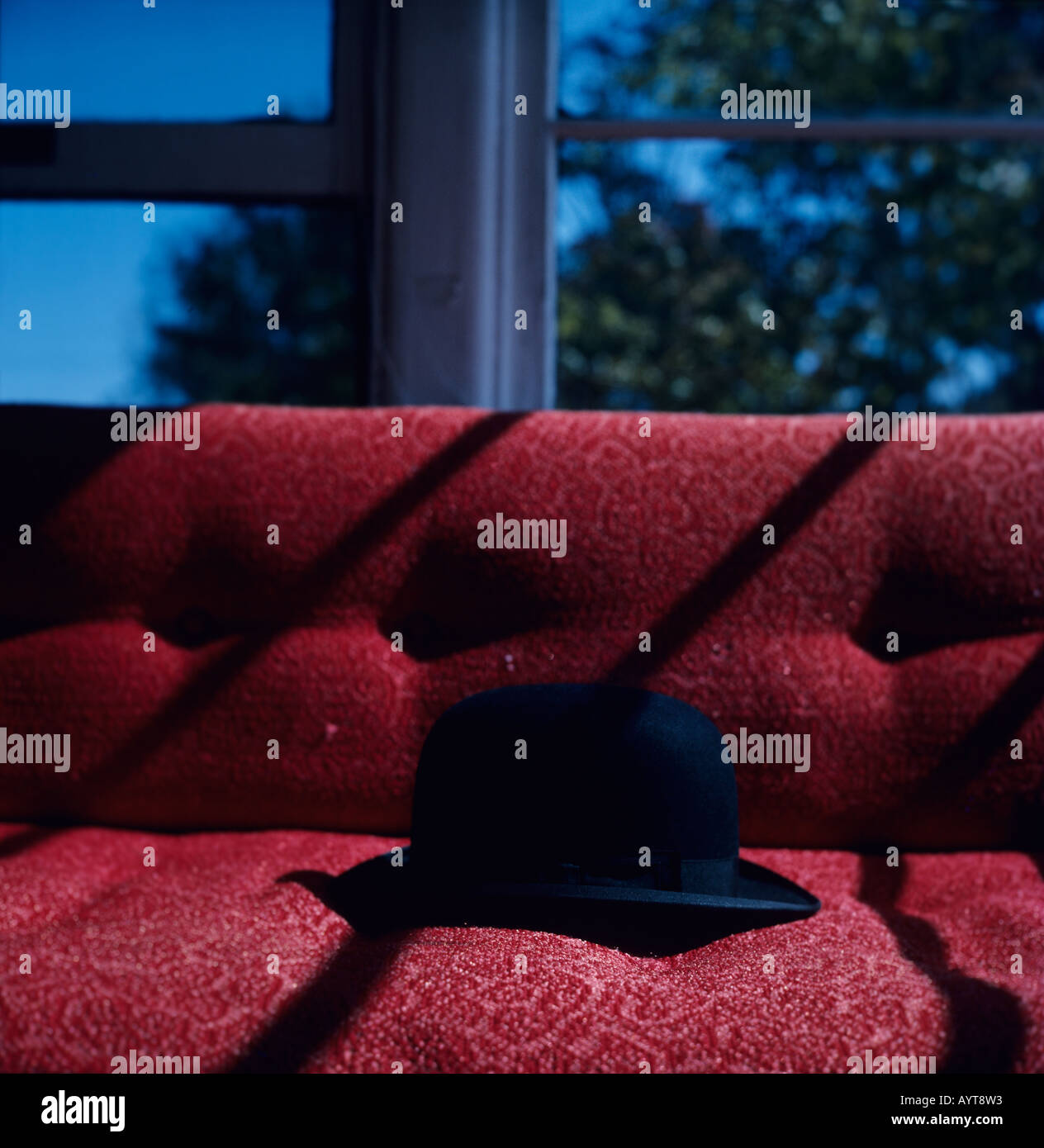 Red bowler hat hi-res stock photography and images - Alamy