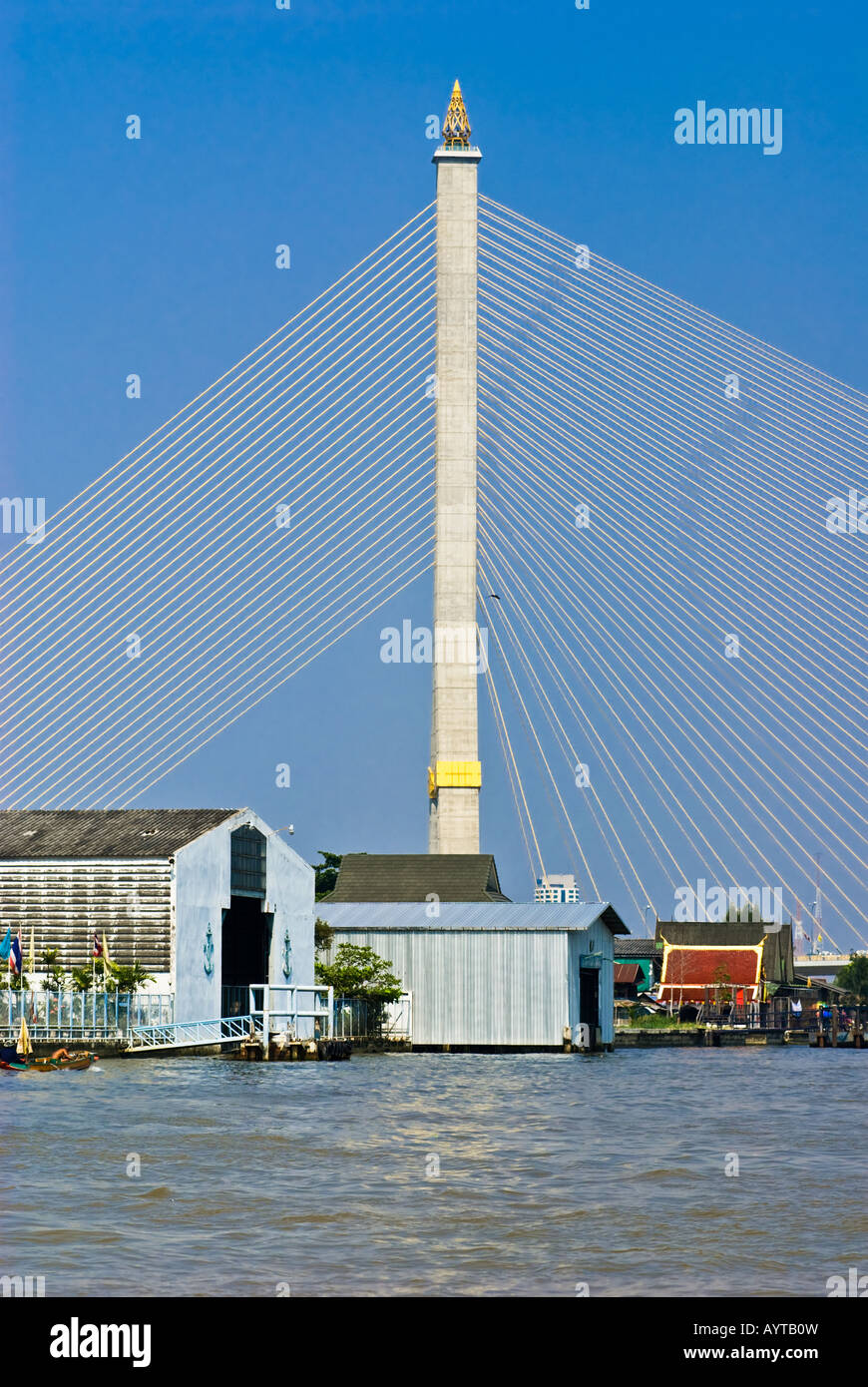 King Rama VIII bridge Bangkok Thailandia Stock Photo - Alamy