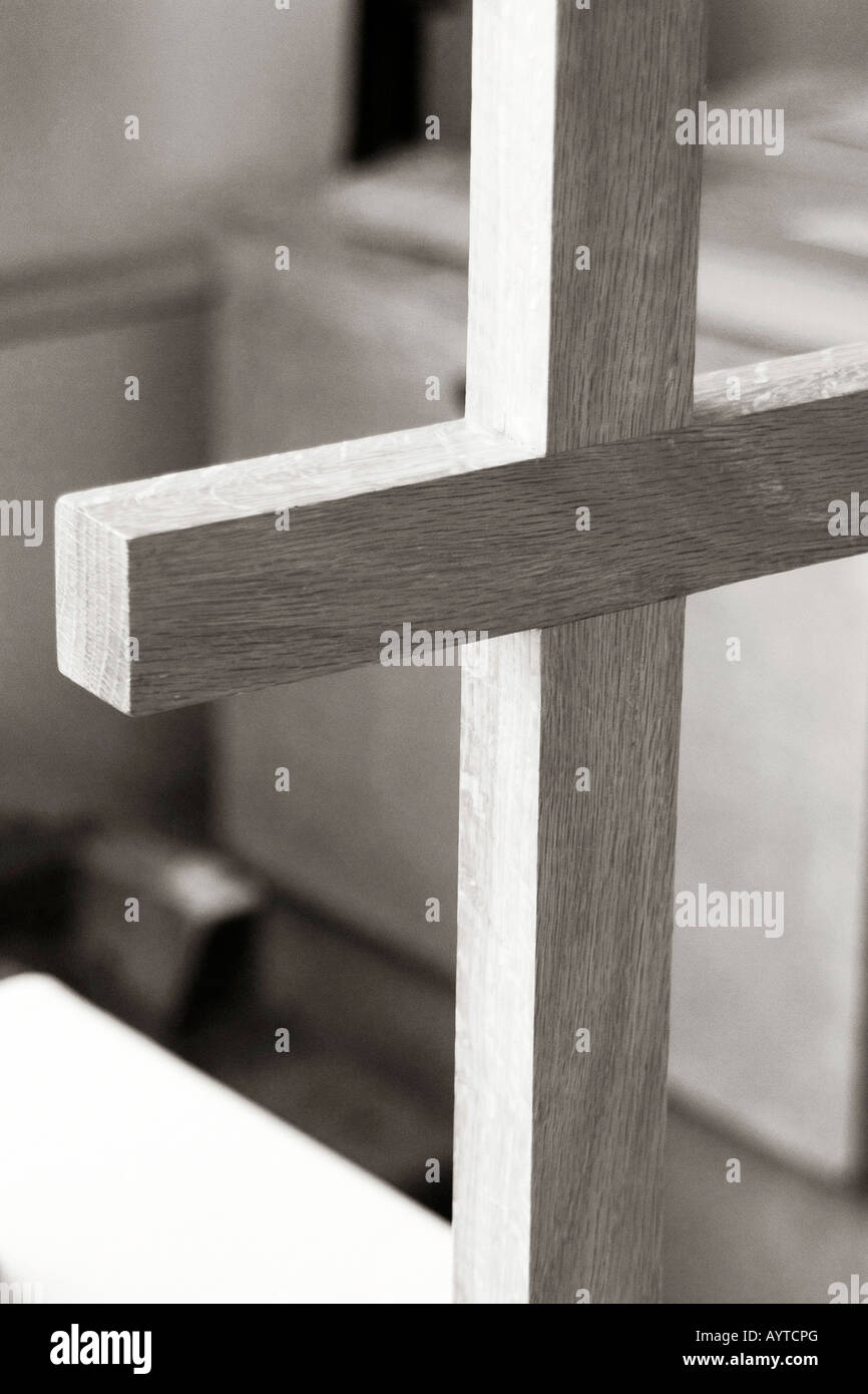 Wooden altar cross in and English Protestant Church Stock Photo Alamy