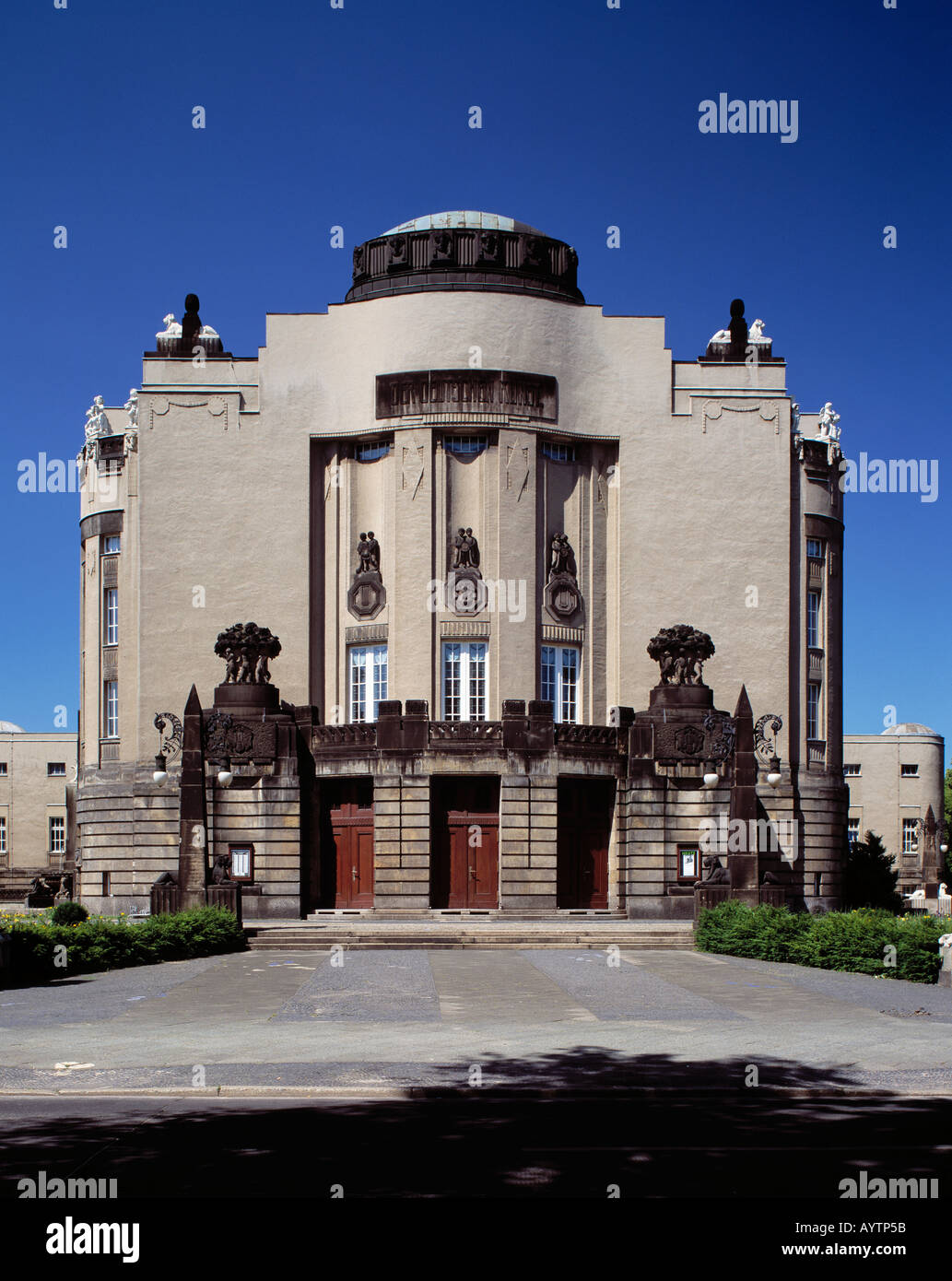 Jugendstil, Staatstheater des Architekten Bernhard Sehring, Cottbus ...