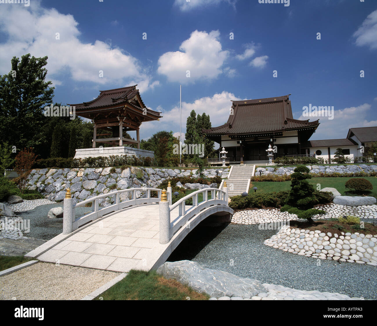 Japanisches Kulturzentrum EKO-Haus in Duesseldorf-Niederkassel, Rhein,  Nordrhein-Westfalen Stock Photo - Alamy