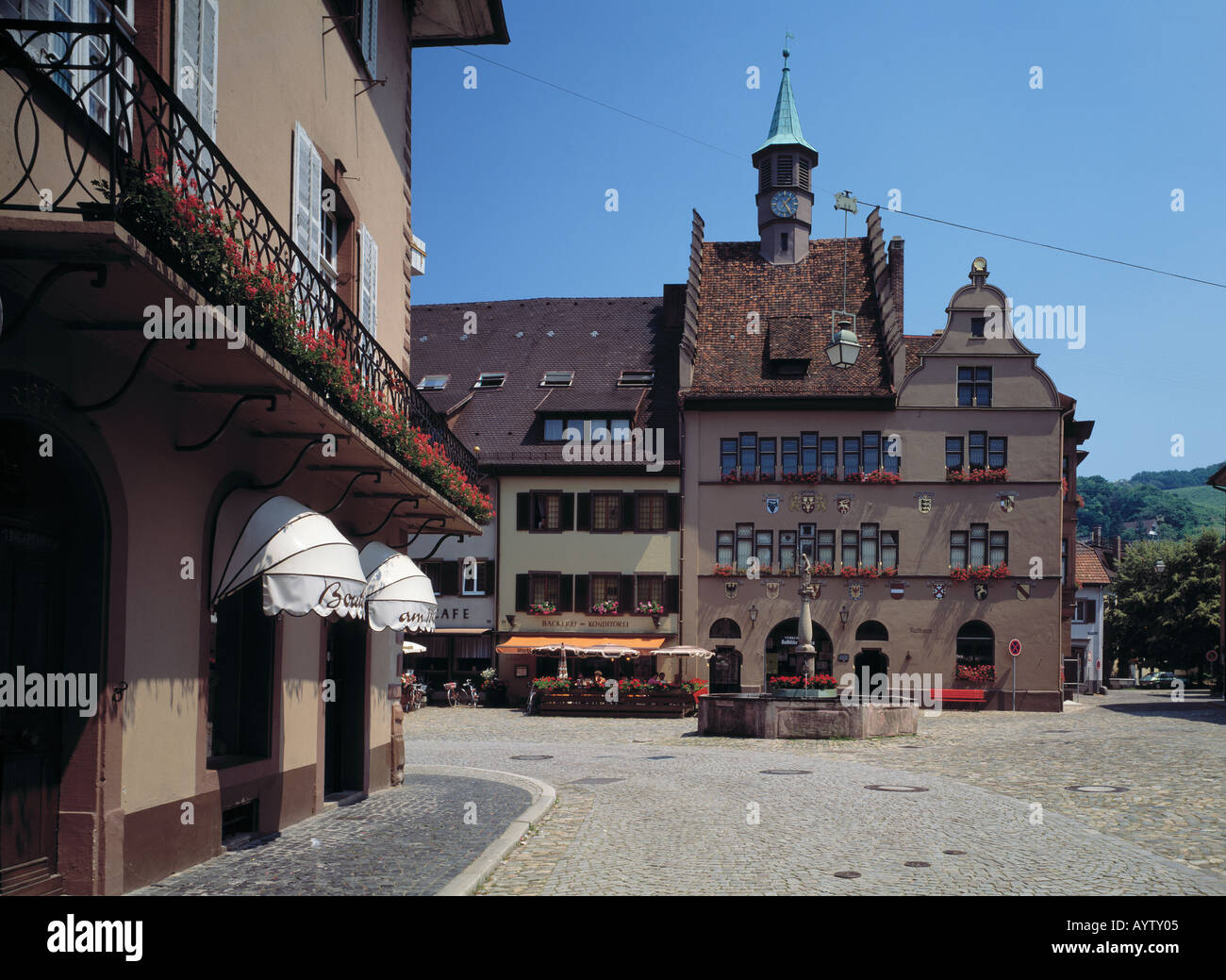 Marktplatz mit Rathaus, Staufen im Breisgau, Markgraefler Land, Baden-Wuerttemberg Stock Photo