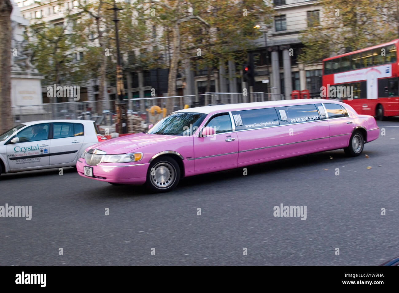 Stretch limo hi-res stock photography and images - Alamy