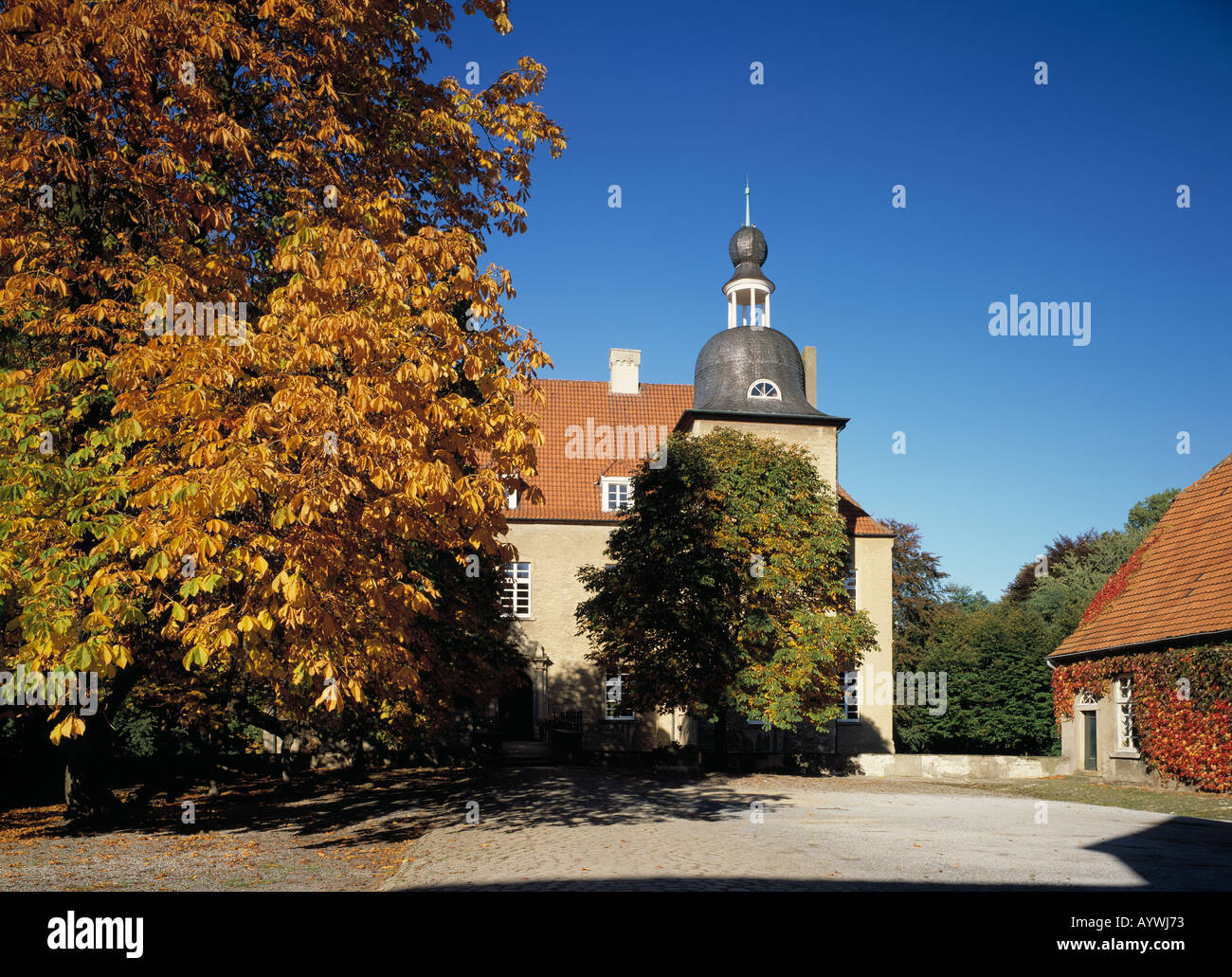 Herbststimmung am Schloss Heeren in Kamen, Ruhrgebiet, Nordrhein-Westfalen Stock Photo