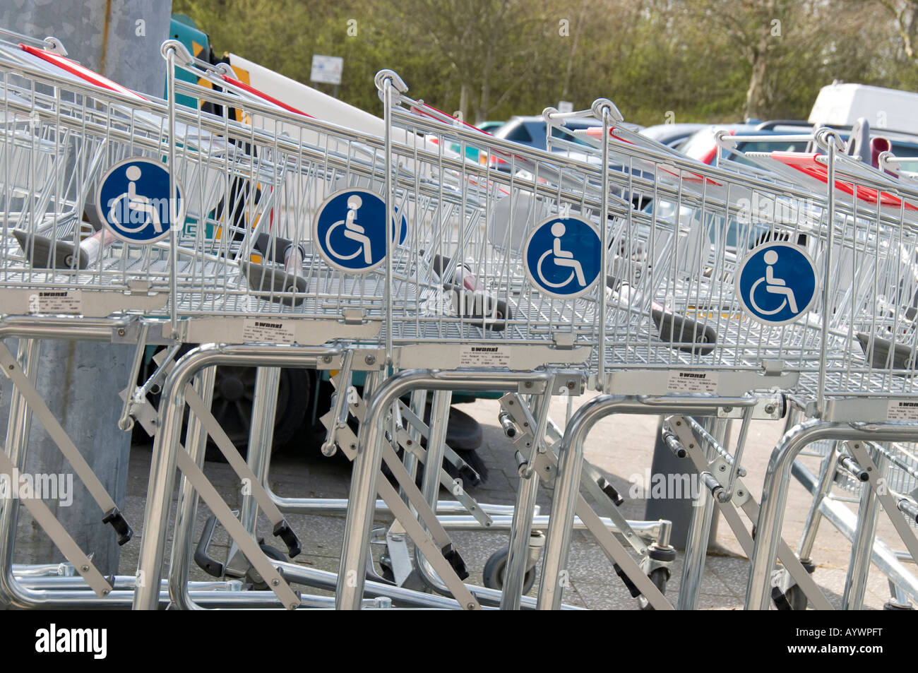Disabled shopping trolley hires stock photography and images Alamy