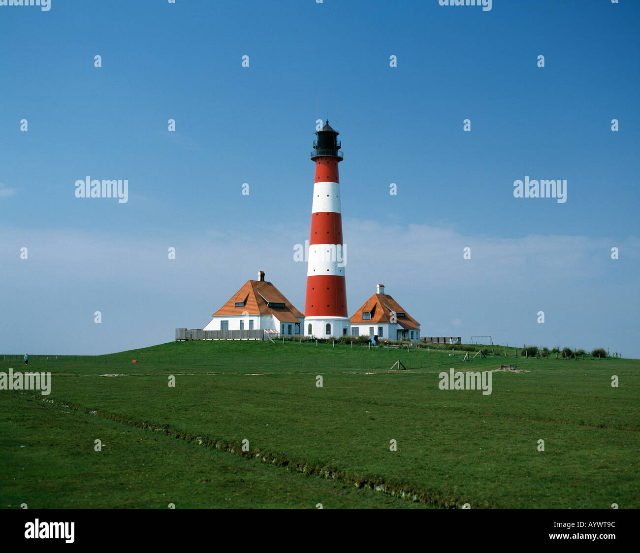 Leuchtturm Westerheversand in Eiderstedt an der Nordsee Stock Photo - Alamy