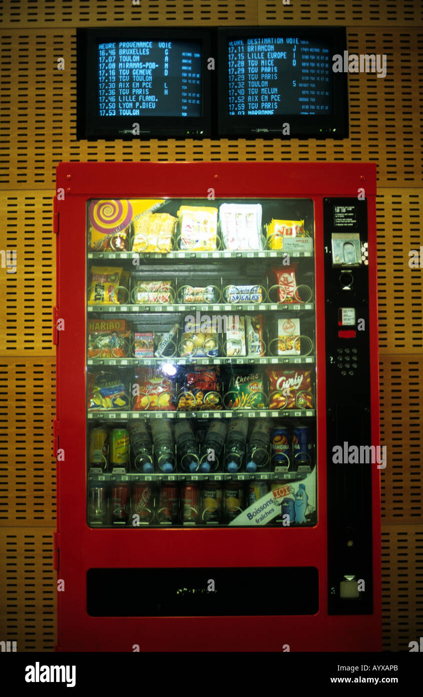 Snack vending machine, Marseille railway station France Stock Photo - Alamy