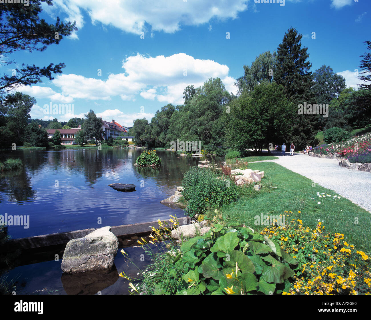 Parks mit blumen hires stock photography and images Alamy