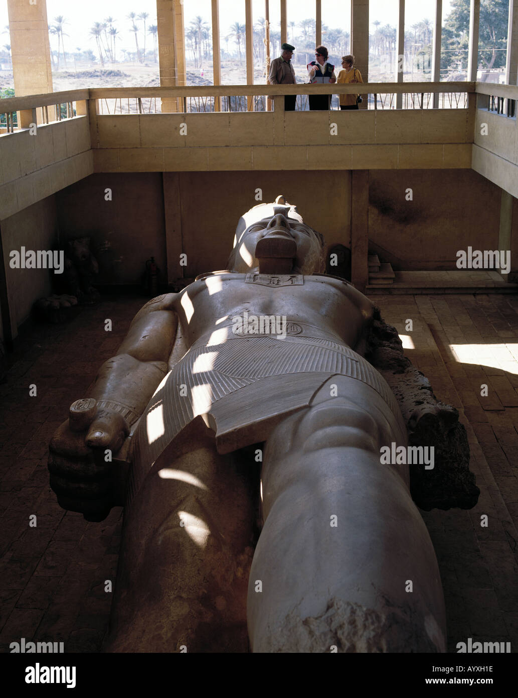 Koloss von Ramses II in Memphis, Skulptur, Statue, Museum Stock Photo