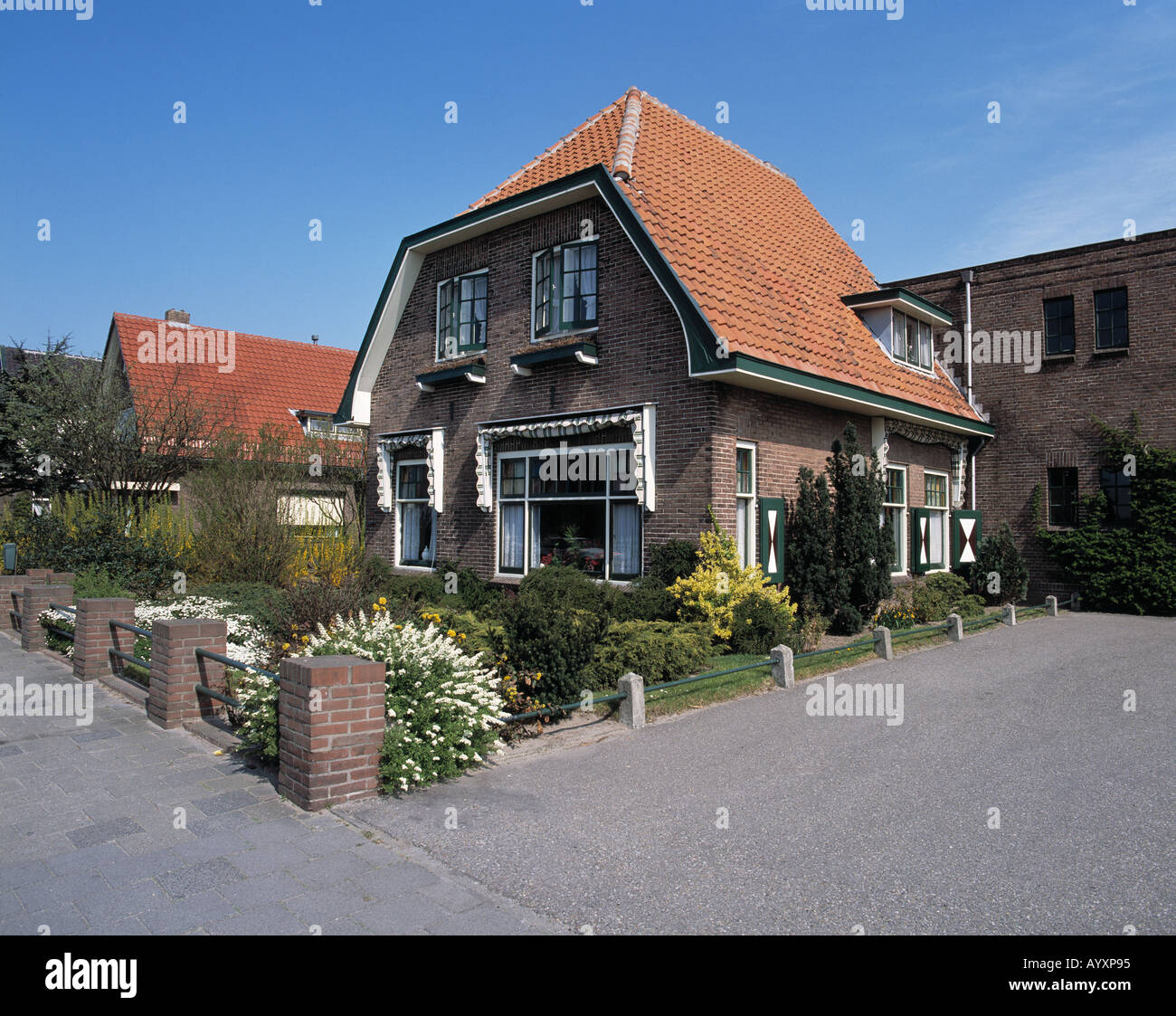 Einfamilienhaus mit Rijnsburg, Suedholland, Niederlande