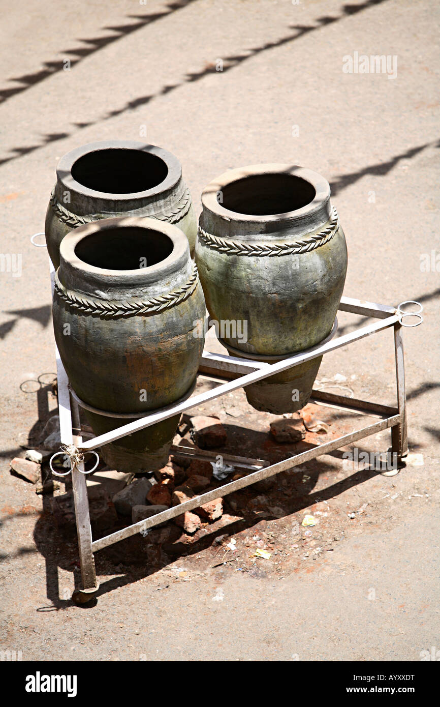 Earthen pots for drinking water in summer Stock Photo Alamy